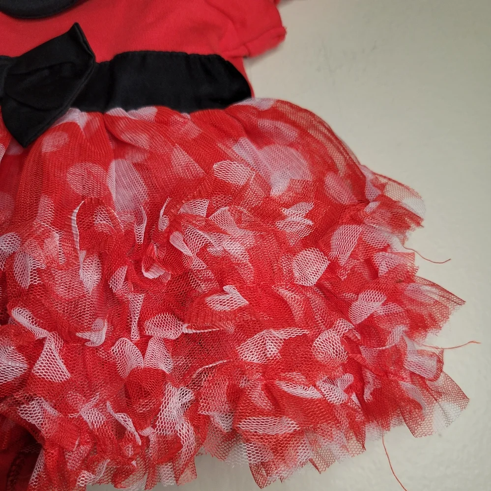 NWT baby girl minnie mouse outfit, 0 - 3 months
